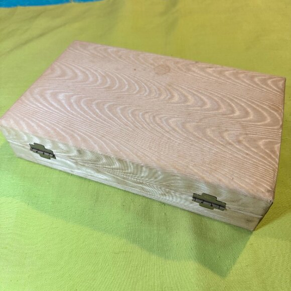 LOT of 9 Vintage Silk Millinery Flower Pins - in Christian Dior Box - Picture 14 of 15